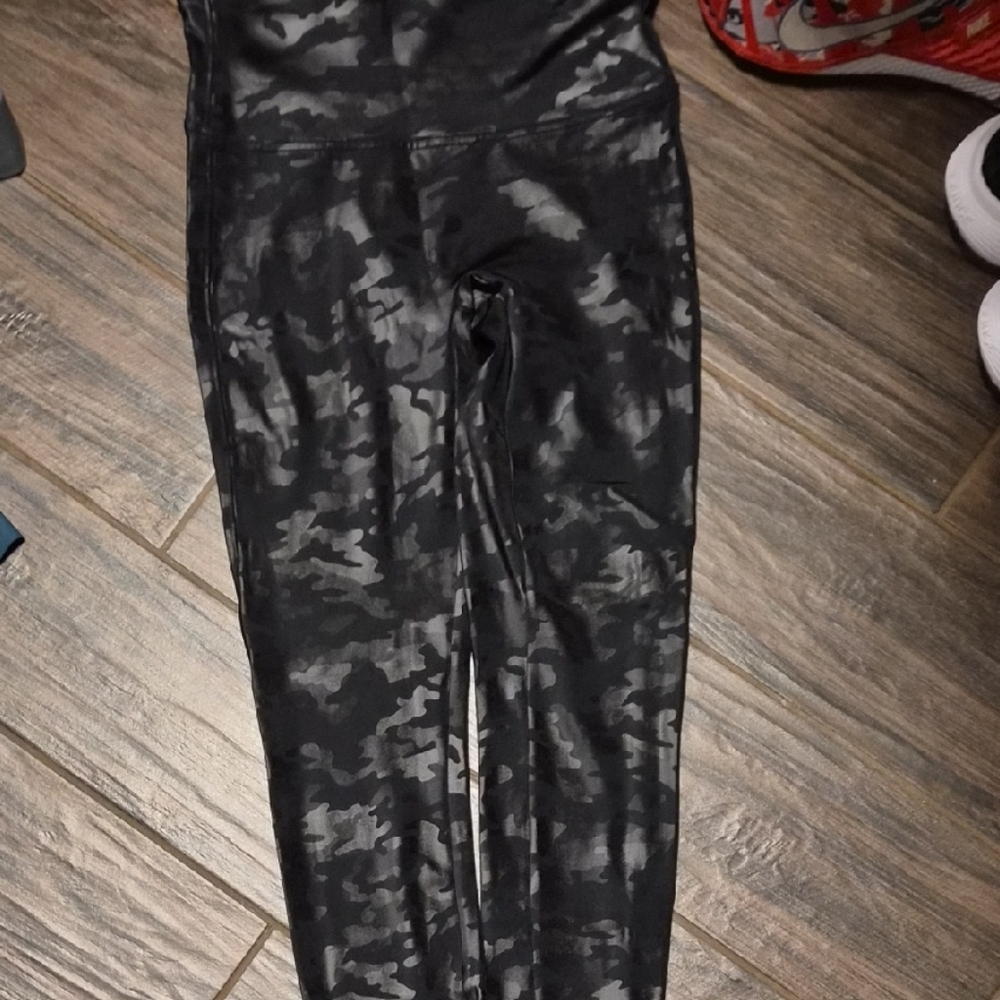 SPANX Black Camouflage Leggings
